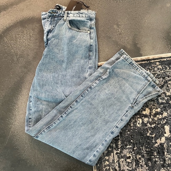 Split hem jeans❤️🩹 - Picture 3 of 4